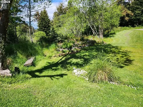 27945 Thimbleberry Road Gold Beach OR 97444