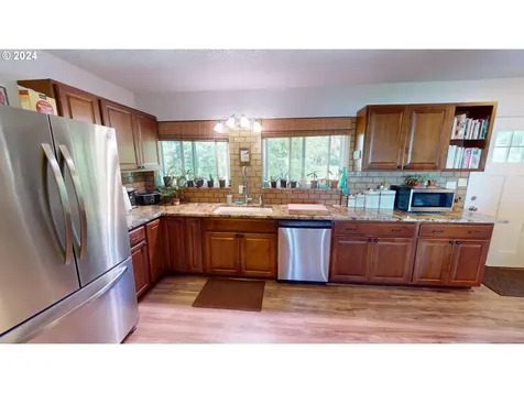 27945 Thimbleberry Road Gold Beach OR 97444