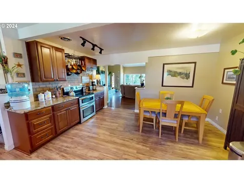 27945 Thimbleberry Road Gold Beach OR 97444