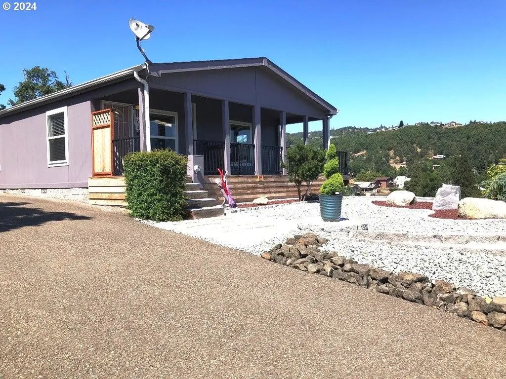 640 Ne Bellview Court Roseburg OR 97470