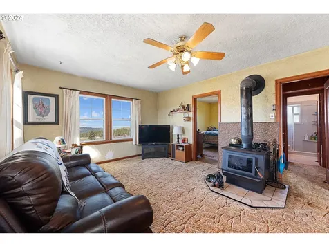 54761 Pine Creek Road Weston OR 97886