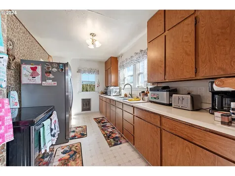 54761 Pine Creek Road Weston OR 97886