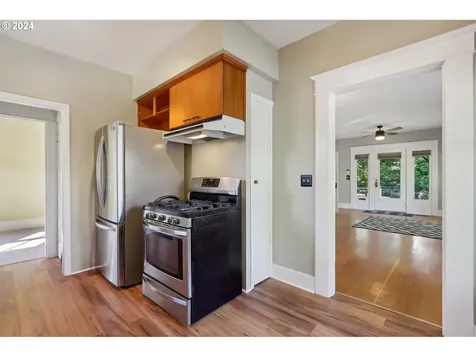 1503 Se Henry Street Portland OR 97202