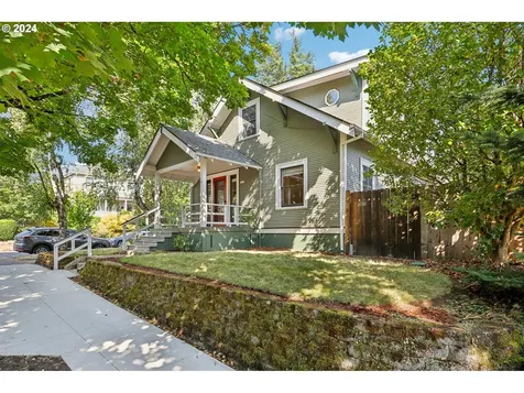 1503 Se Henry Street Portland OR 97202