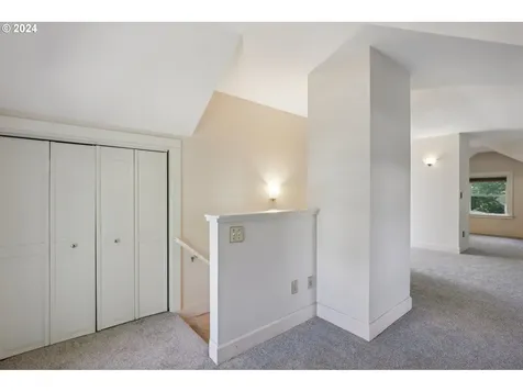 1503 Se Henry Street Portland OR 97202