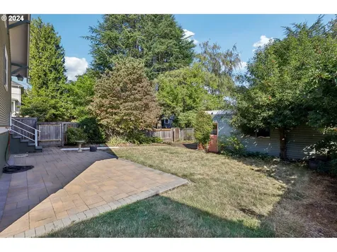 1503 Se Henry Street Portland OR 97202