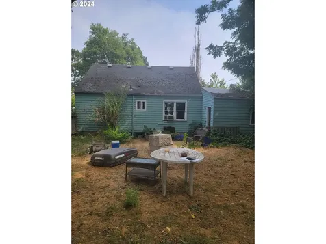 155 B Street Springfield OR 97477