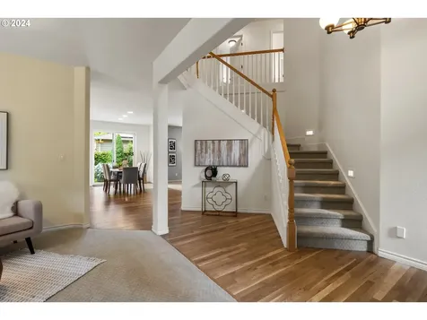 4737 Lakeview Boulevard Lake Oswego OR 97035