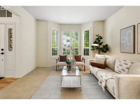 4737 Lakeview Boulevard Lake Oswego OR 97035