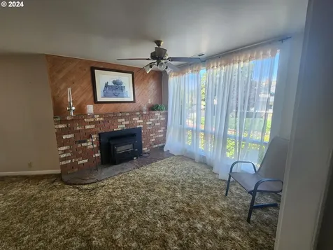 1053 Se Jackson Street Roseburg OR 97470