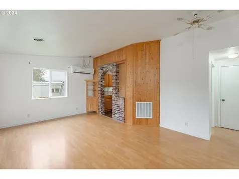 428 Charles Street Yoncalla OR 97499
