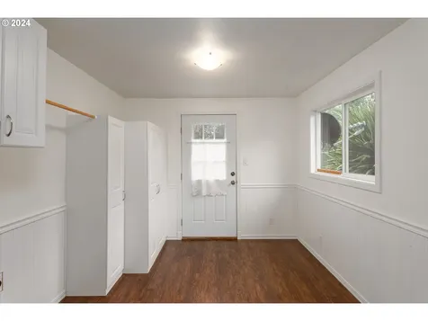 428 Charles Street Yoncalla OR 97499