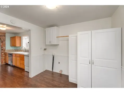 428 Charles Street Yoncalla OR 97499