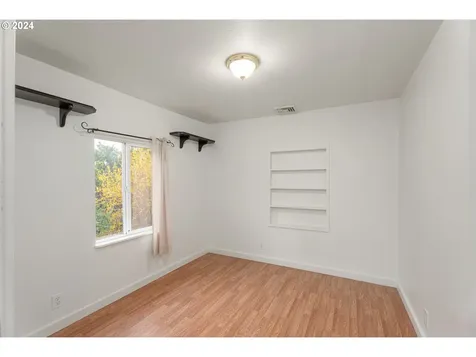 428 Charles Street Yoncalla OR 97499