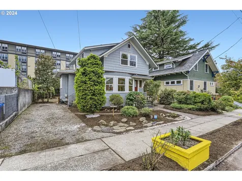 2612 SE Madison Street Portland OR 97214