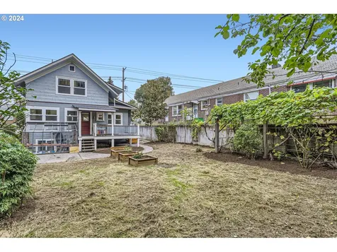 2612 SE Madison Street Portland OR 97214