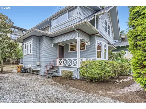2612 SE Madison Street Portland OR 97214