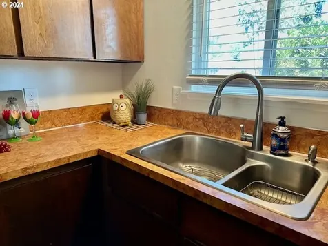 819 Beechwood Street Woodland WA 98674