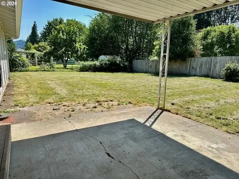 819 Beechwood Street Woodland WA 98674