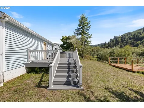 18999 Nestucca Drive Cloverdale OR 97112