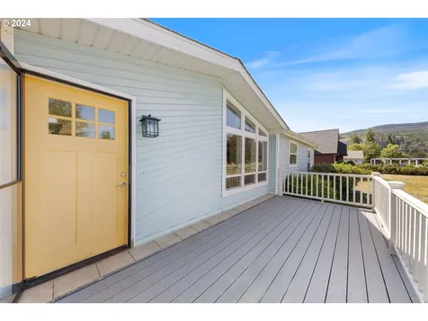 18999 Nestucca Drive Cloverdale OR 97112