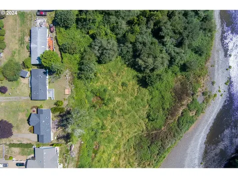 18999 Nestucca Drive Cloverdale OR 97112