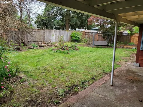2050 Se 154th Avenue Portland OR 97233