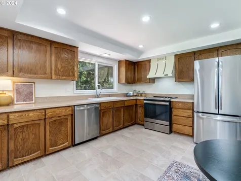 1934 Se Eagle Avenue Gresham OR 97080