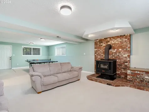 1934 Se Eagle Avenue Gresham OR 97080