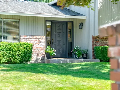1934 Se Eagle Avenue Gresham OR 97080