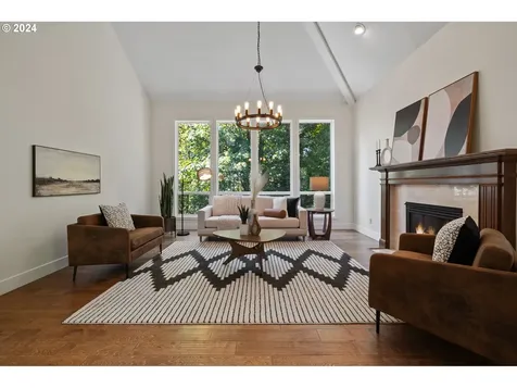 12425 SW 55th Place Portland OR 97219