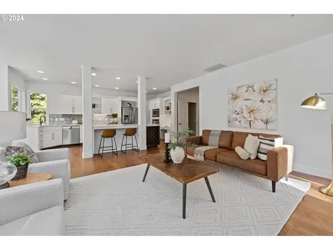 12425 SW 55th Place Portland OR 97219