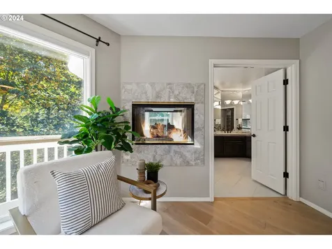 12425 SW 55th Place Portland OR 97219