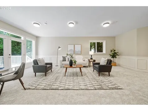 12425 SW 55th Place Portland OR 97219
