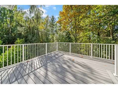 12425 SW 55th Place Portland OR 97219