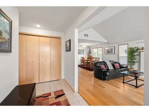 14801 Ne Newport Street Portland OR 97230