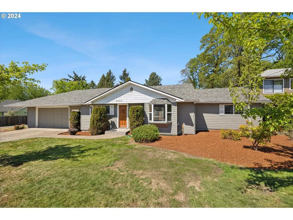 8303 Sw Oak Street Portland OR 97223