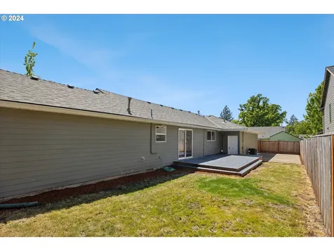 8303 Sw Oak Street Portland OR 97223