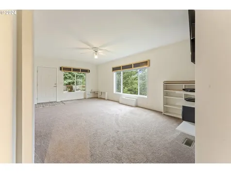 91570 Grinnell Lane Coos Bay OR 97420