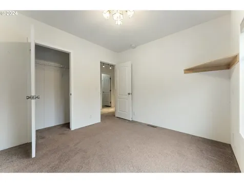 91570 Grinnell Lane Coos Bay OR 97420