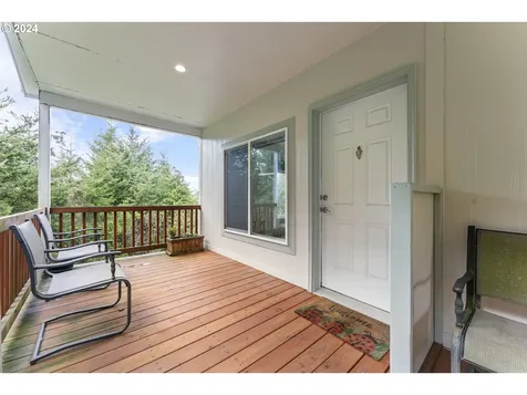 91570 Grinnell Lane Coos Bay OR 97420