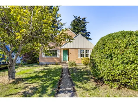 2021 NE 92nd Avenue Portland OR 97220
