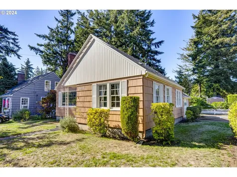 2021 NE 92nd Avenue Portland OR 97220