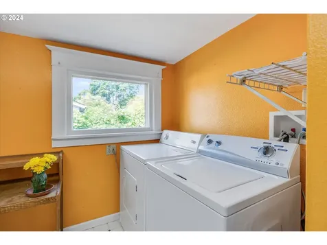 2311 Se 16th Avenue Portland OR 97214