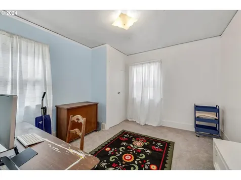 2311 Se 16th Avenue Portland OR 97214