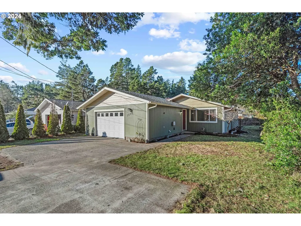 1640 Maxwell Street Coos Bay OR 97420