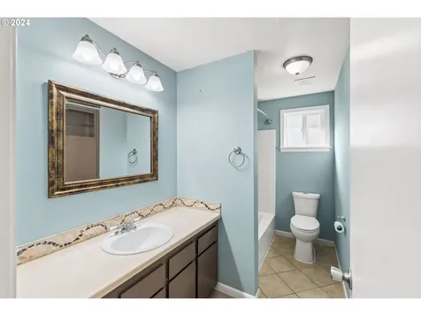 1640 Maxwell Street Coos Bay OR 97420