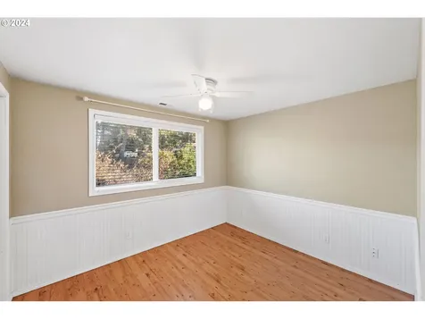 1640 Maxwell Street Coos Bay OR 97420