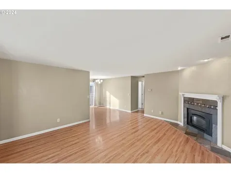 1640 Maxwell Street Coos Bay OR 97420