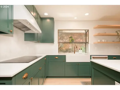 10324 Sw 14th Drive Portland OR 97219
